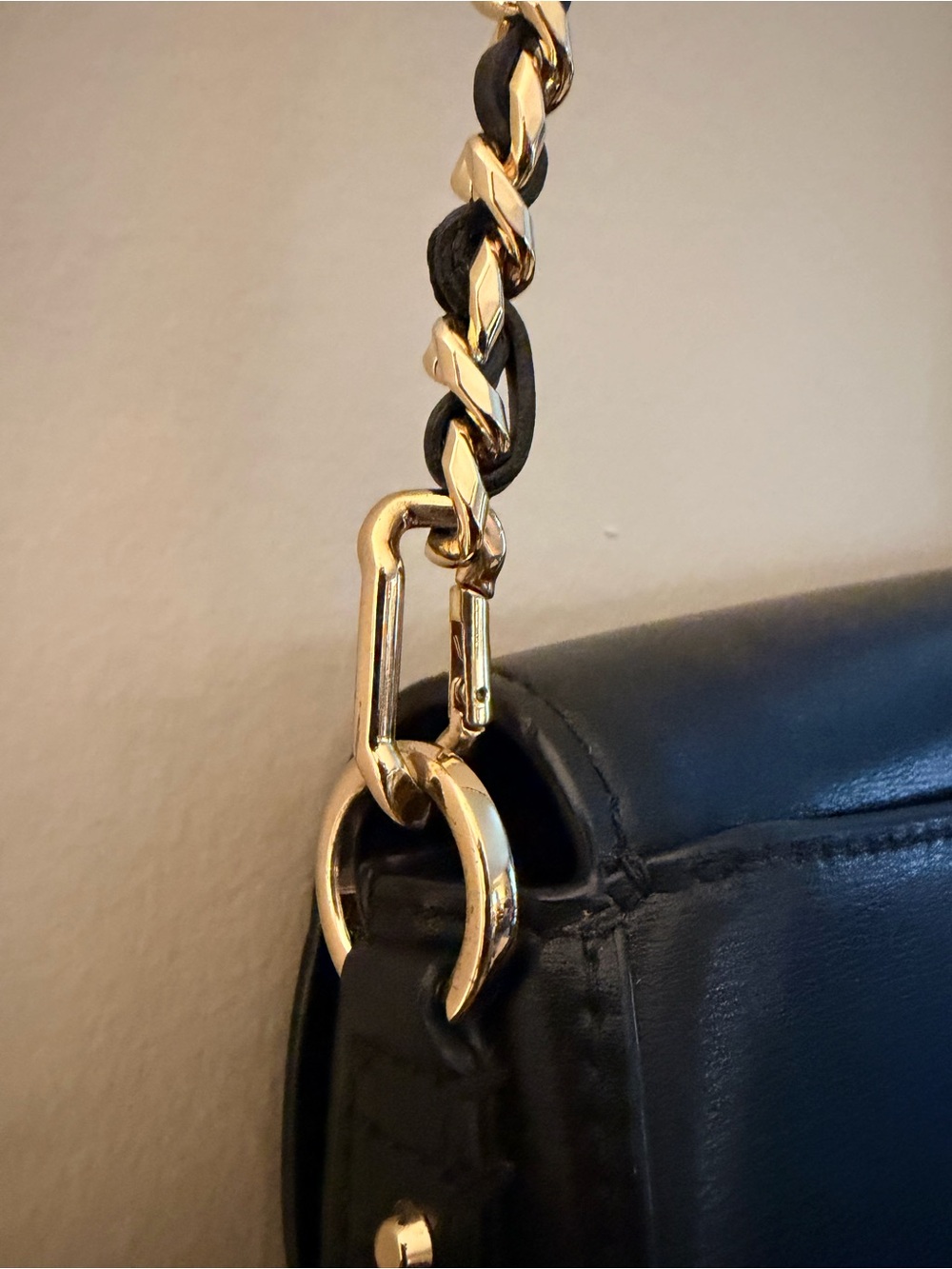 Michael Kors Black Leather Mila Small Chain Sling Messenger Purse / Like New - Picture 5 of 9